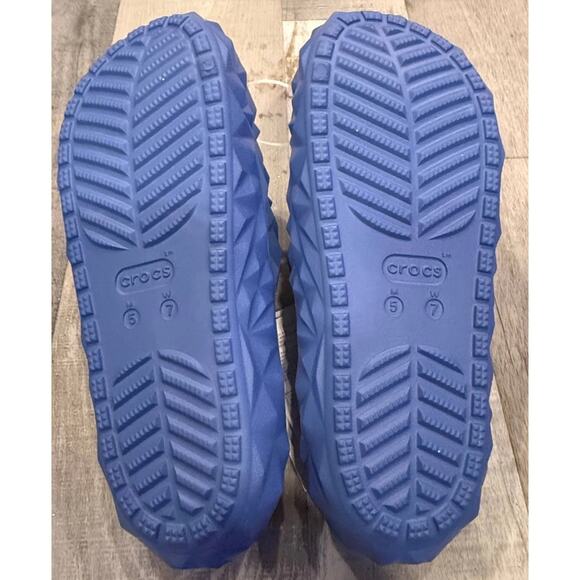 NWT Crocs Classic Geometric Slide Sandals V2 Sz M5/W7 Blue Rubber Casual Slip On - Picture 7 of 8